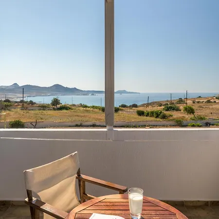 Agnanti View Aparthotel Pachaina