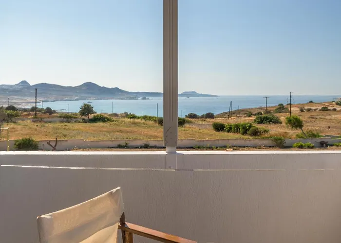 Agnanti View 아파트호텔 Pachaina