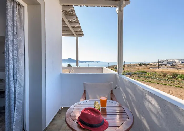 Agnanti View Lägenhetshotell Pachaina