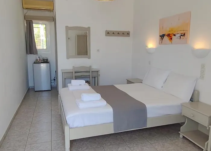 Agnanti View アパートホテル 3*